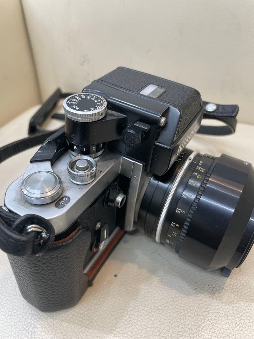 Nikon フィルム一眼レフカメラ 50mmレンズ付き&ビンテージカメラ