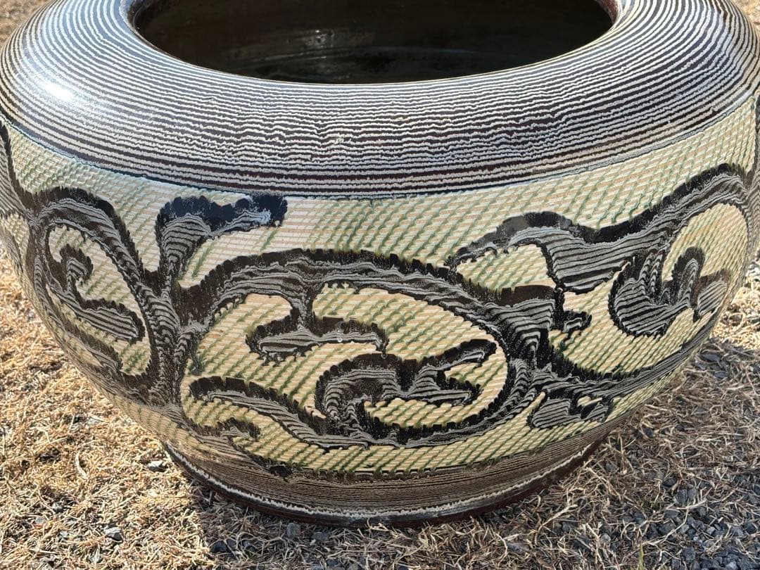 大型火鉢　装飾的な模様の 陶器　昭和初期　昭和レトロ
