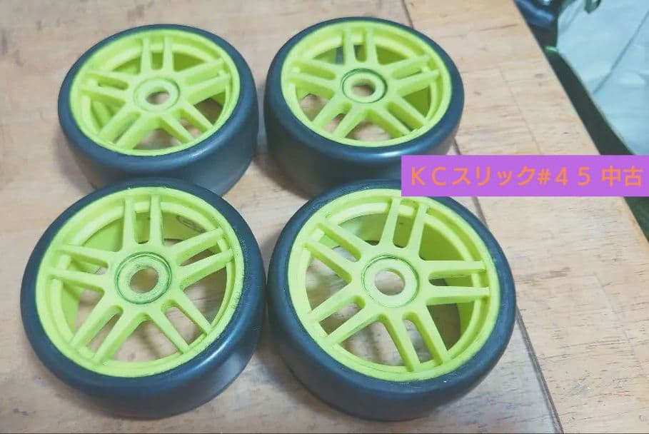 ＧＴクラス用（インファーノＧＴなど）タイヤ　７セットプラス　おまけタイヤ