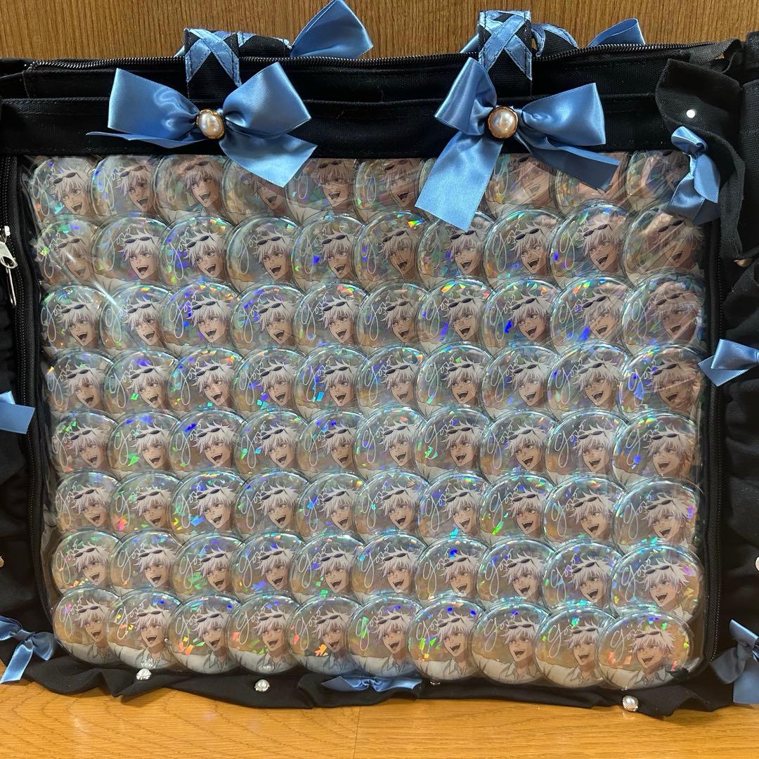 【-】呪術廻戦　五条悟　休憩シャイニー缶バッジ　80点