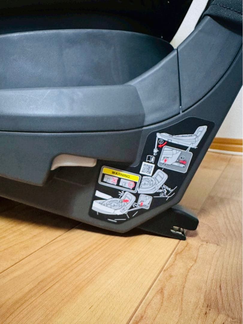 極美品✨Combi コンビ THE S ISOFIX ZA-670