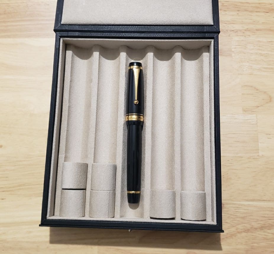 【非売品】Namiki（ナミキ）6本用ペンケース