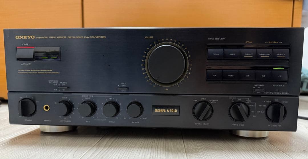 ONKYO A-701Dプリメインアンプ