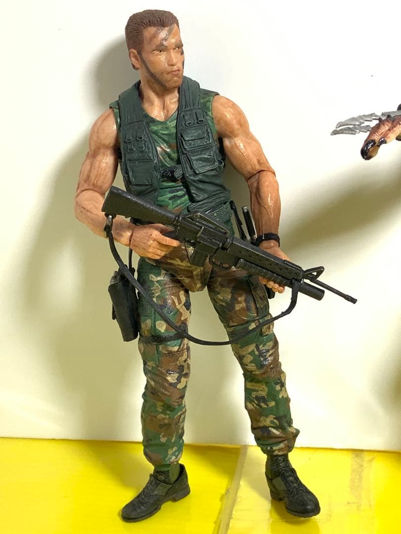 プレデター　アクション　フィギュア３体セット 送料無料