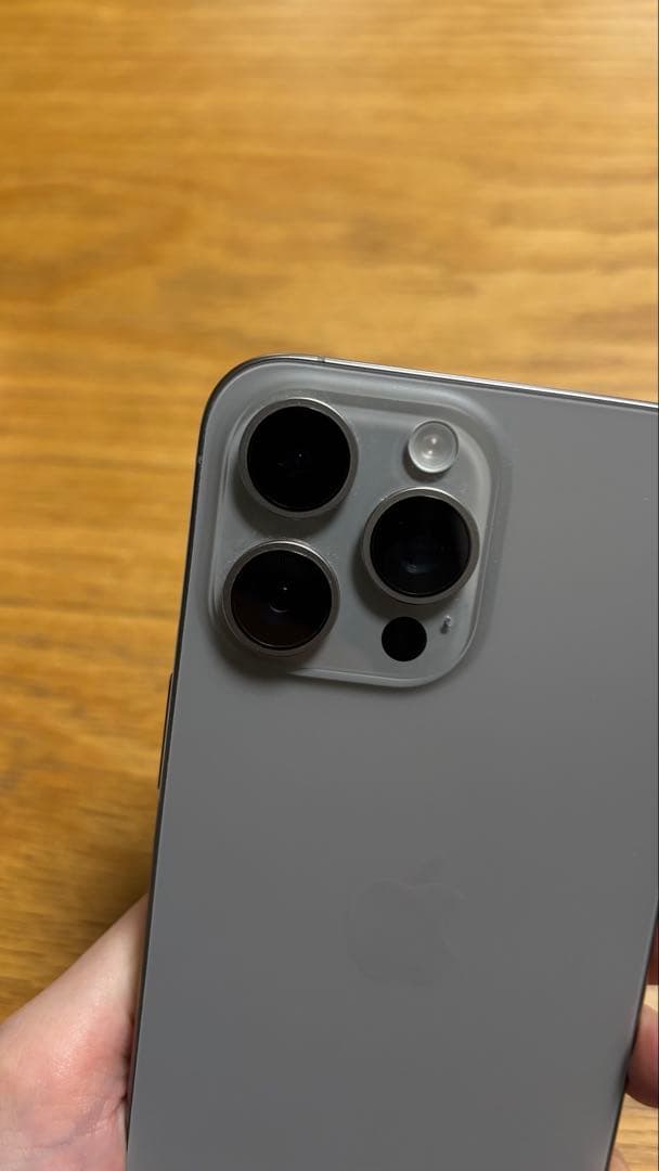 iPhone15Pro Max 256GB 美品