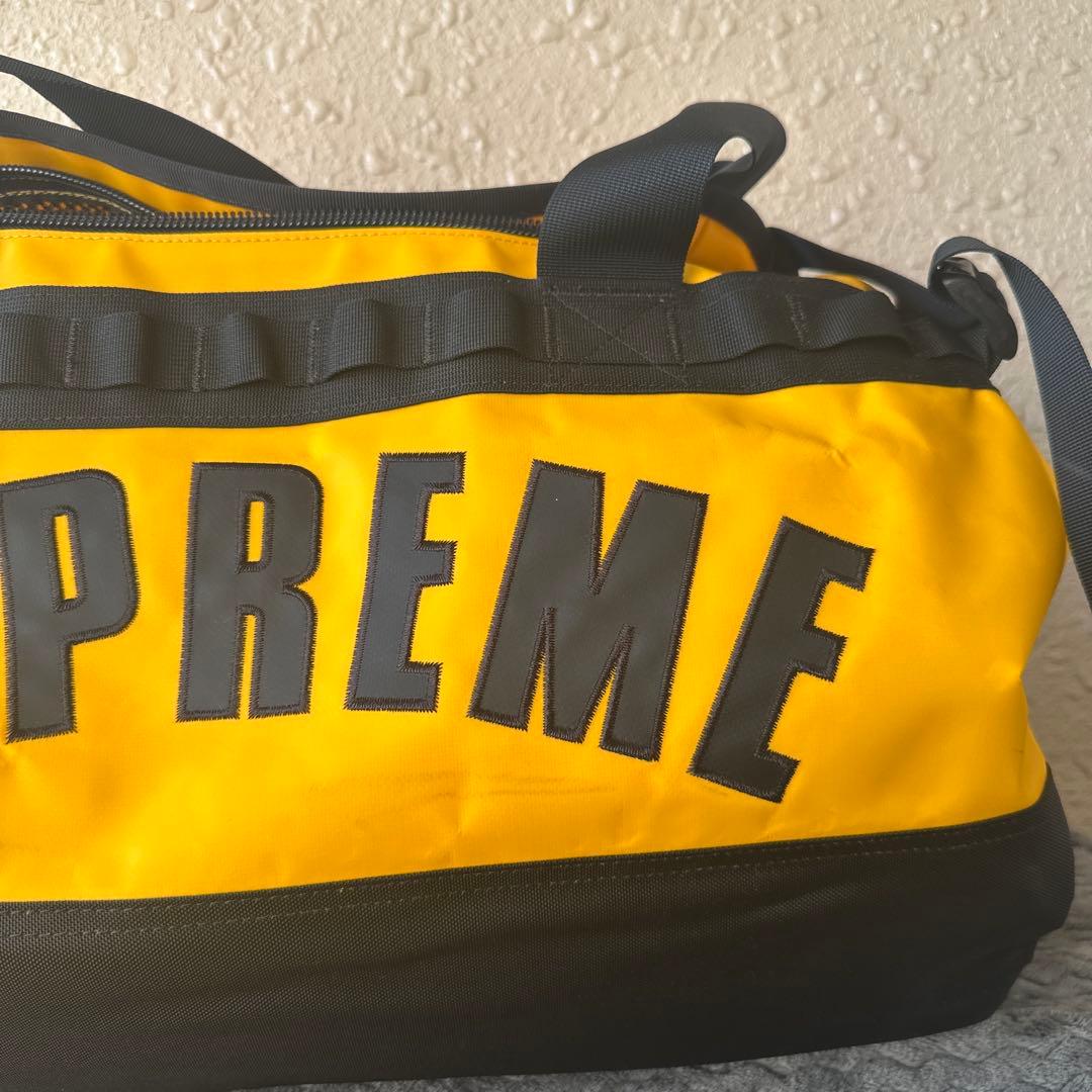 シュプリーム　ノースフェイス　ダッフルバッグ