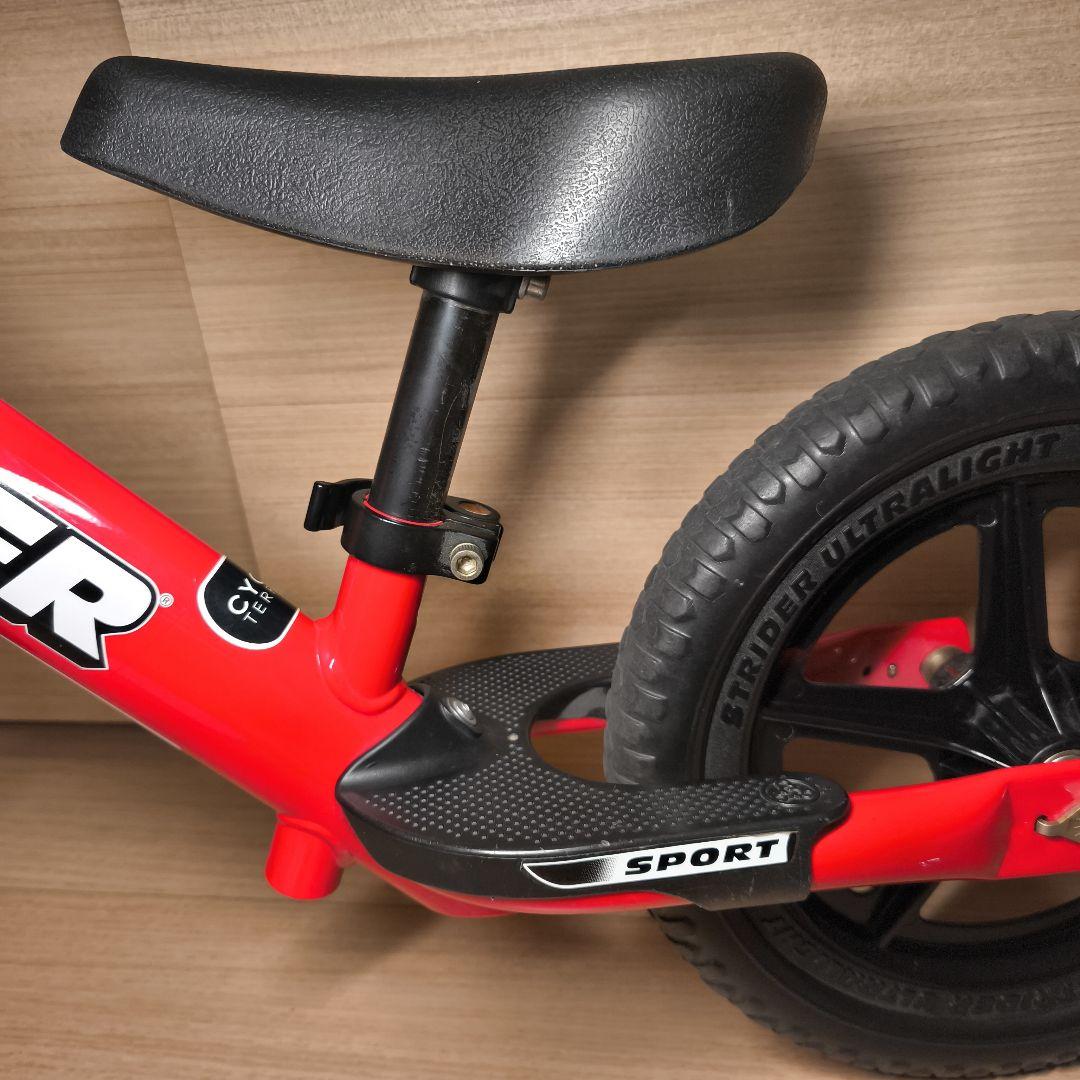 良品 STRIDER バランスバイク レッド　12インチ SPORT スポーツ