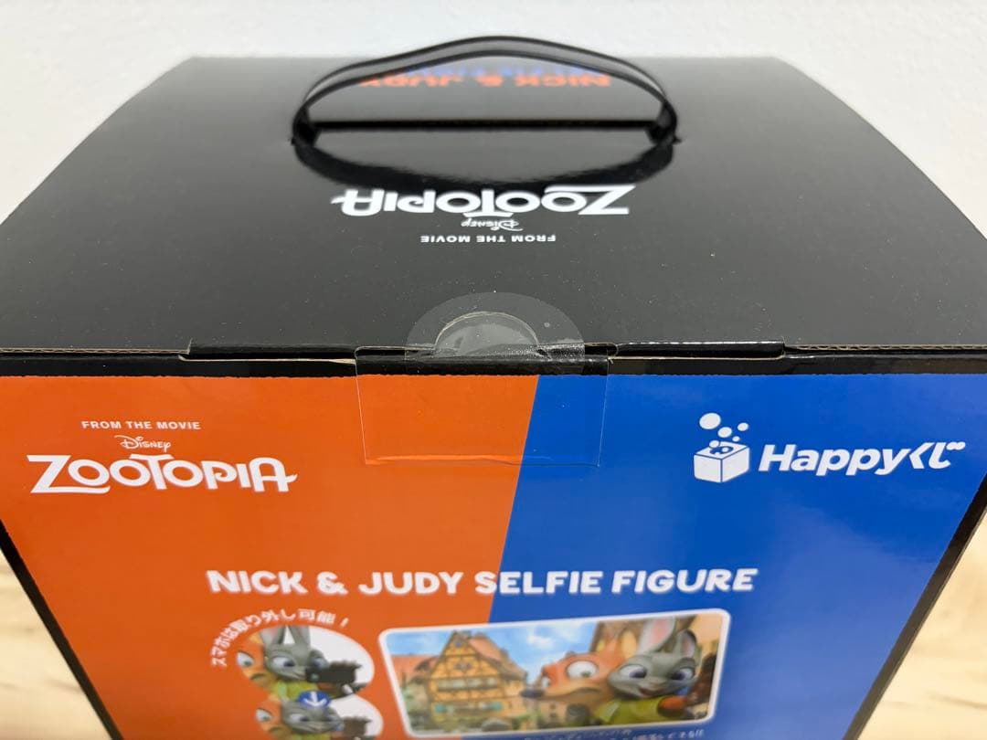 Happyくじ A賞 ニック&ジュディ セルフィーフィギュア