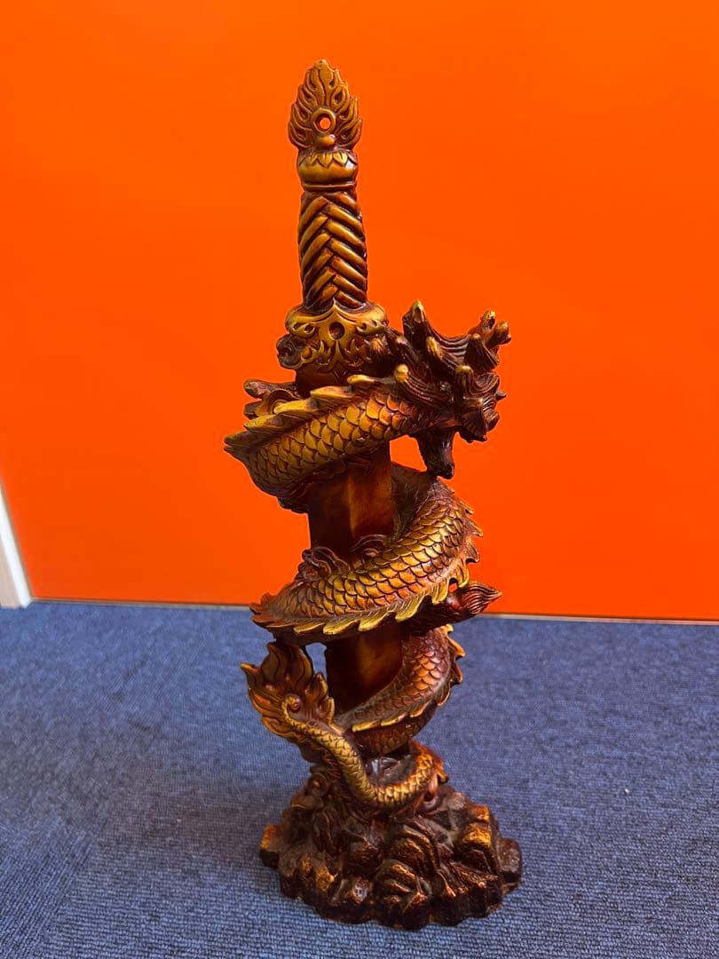 838  剣龍　置物