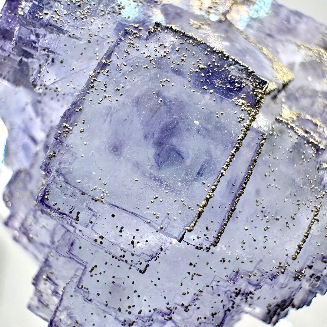 566 中国　ヤオガンシャン産　フローライト&パイライト