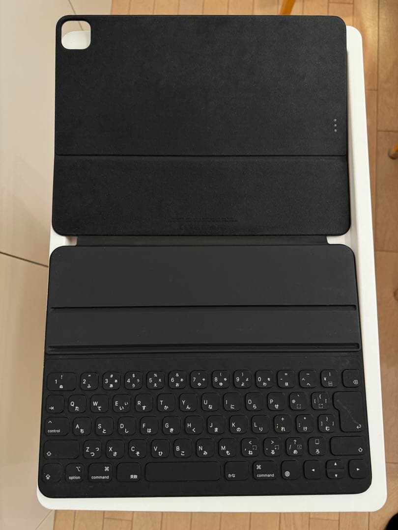 iPad Pro 12.9 インチ 第4世代 +Smart Keyboard
