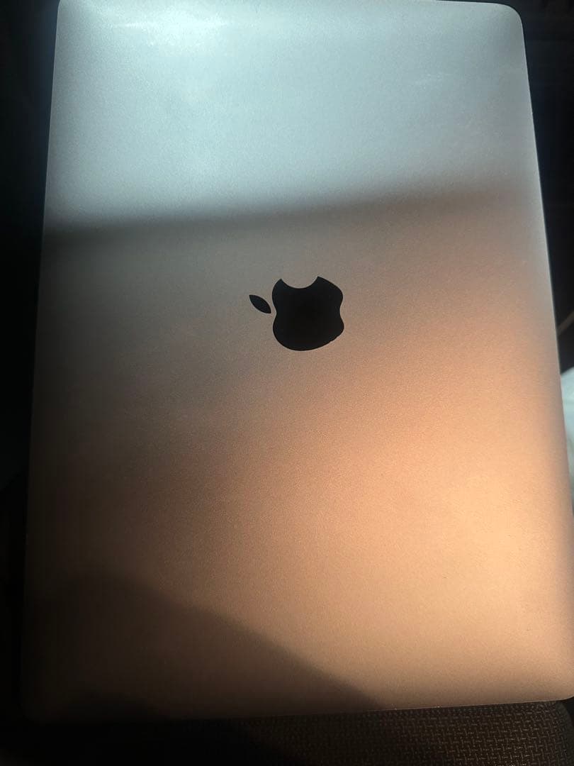 Apple MacBook Ｍ１　8GB 256GB