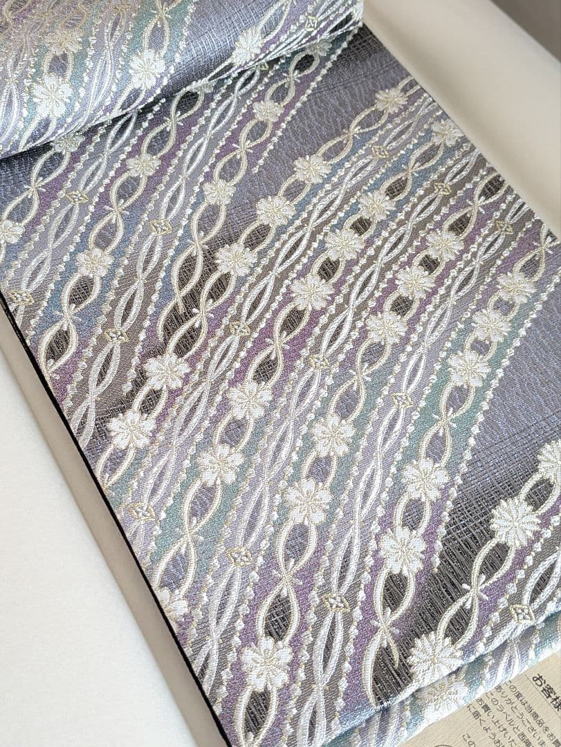 正絹西陣織老舗まいづる優花彩苑