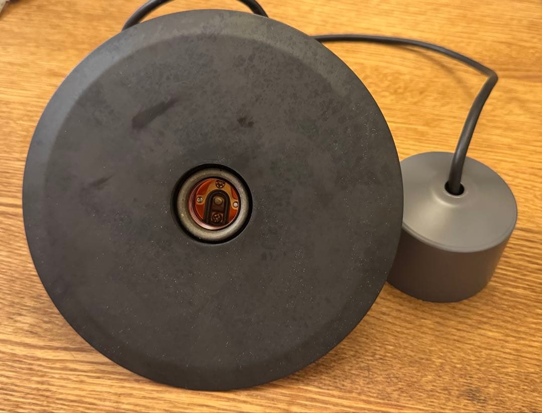 【ニューライトポタリー】bullet flat shade/190/ブラック