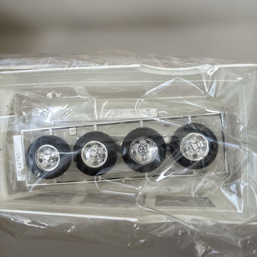 フジミ1/24Chevrolet Astro AWD プラモデル