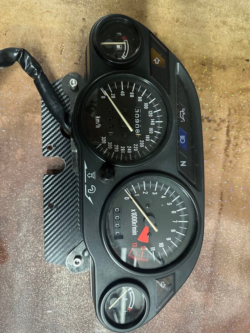 GPz900R用　zzr系メーター　ポン付け