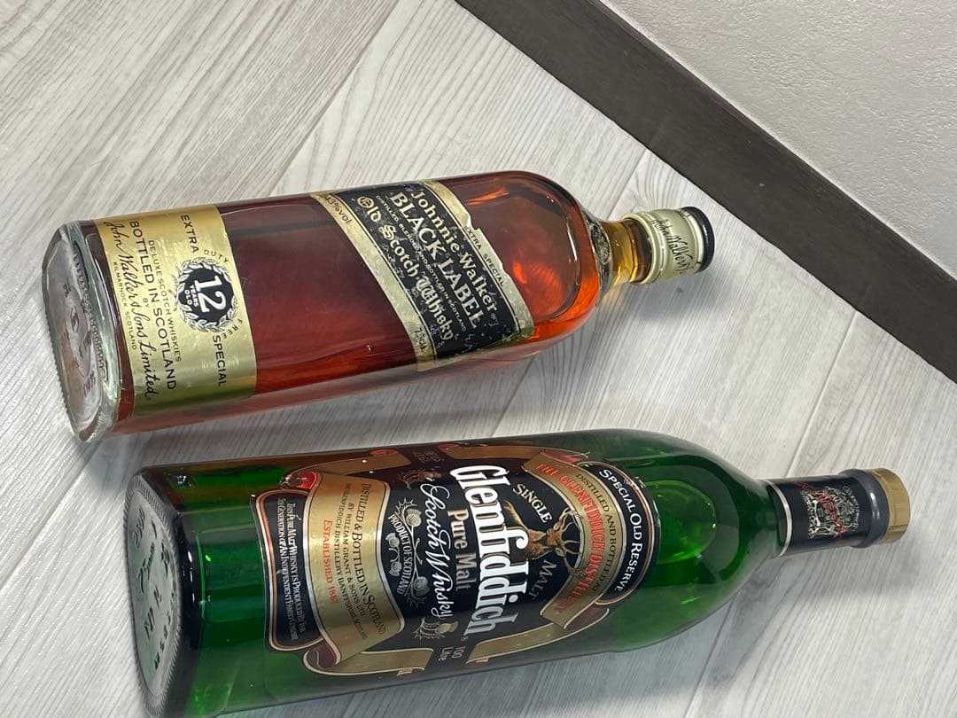 ジョニーウォーカー ブラックラベル 12年 & グレンフィディック 750ml