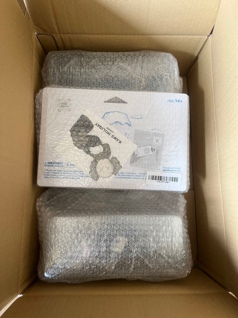 KAWS Holiday Japan 3色セット　新品未開封