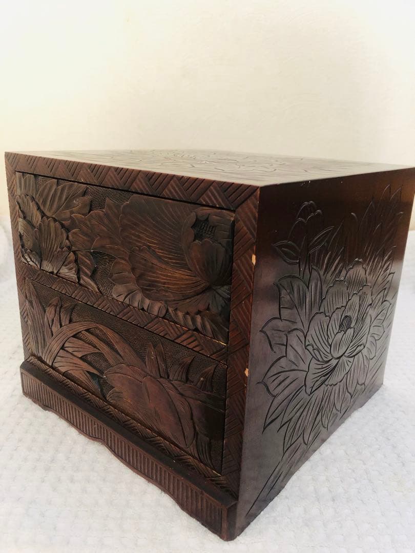 ￼日光彫 二段小引き出し