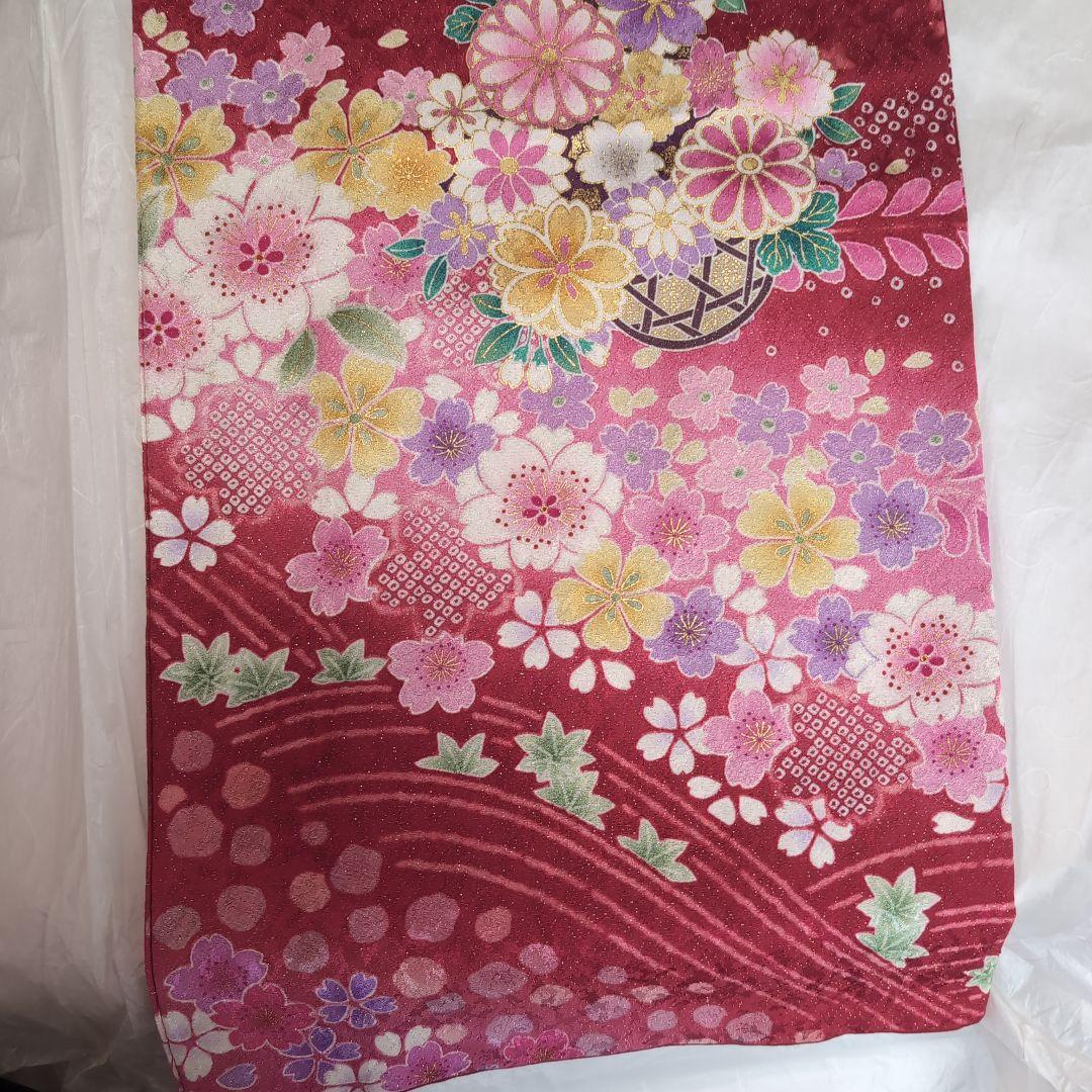 ★19日まで最終出品★美品成人式振り袖赤色 花柄 絹長襦袢付き