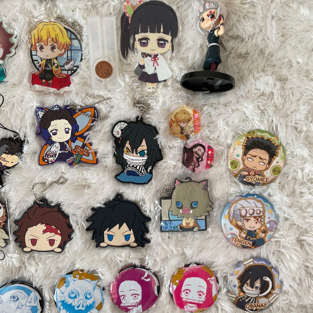 ☆☆鬼滅の刃・フィギュア・マスコット・缶バッジ等☆まとめ売り☆☆