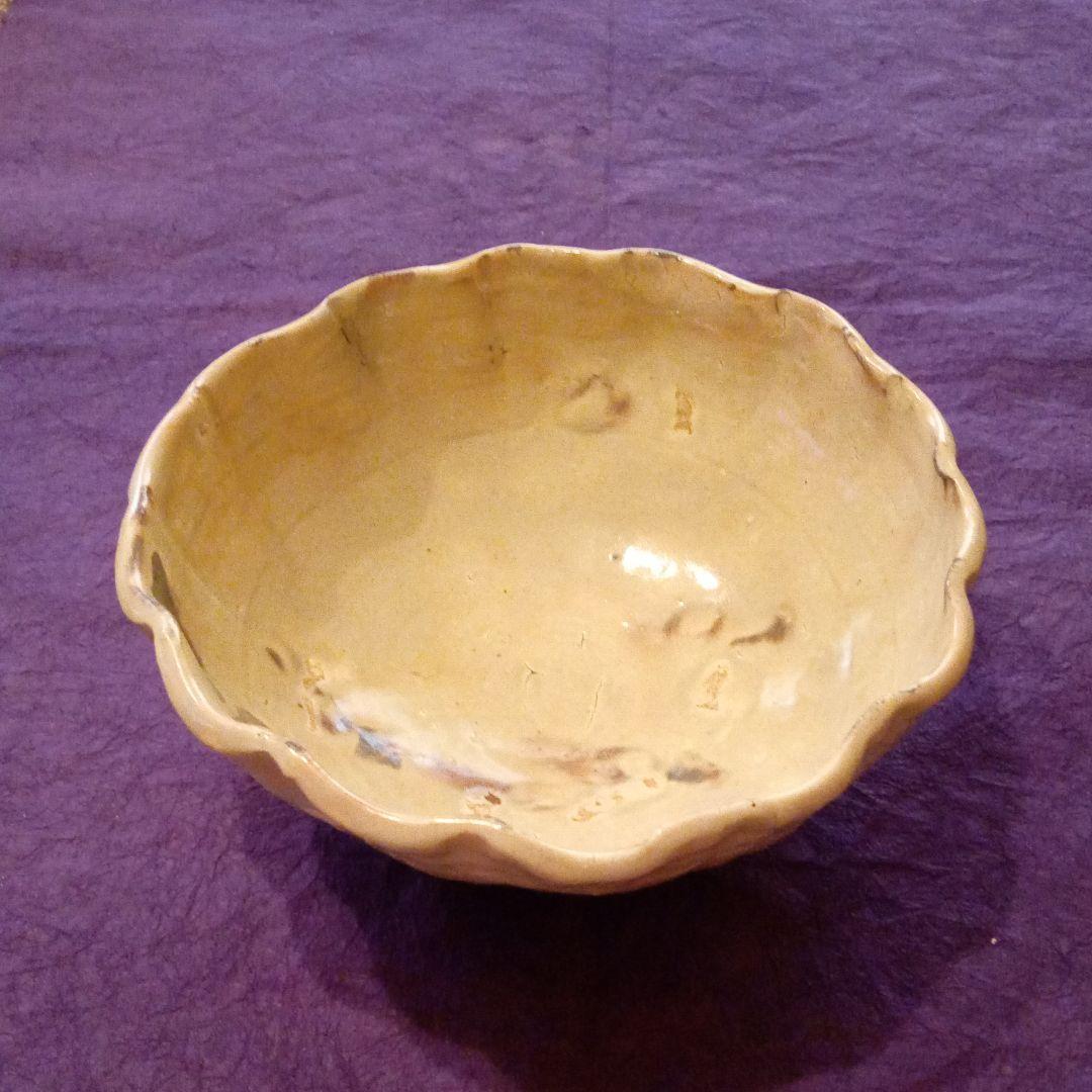 信楽焼　粉引輪花8寸鉢