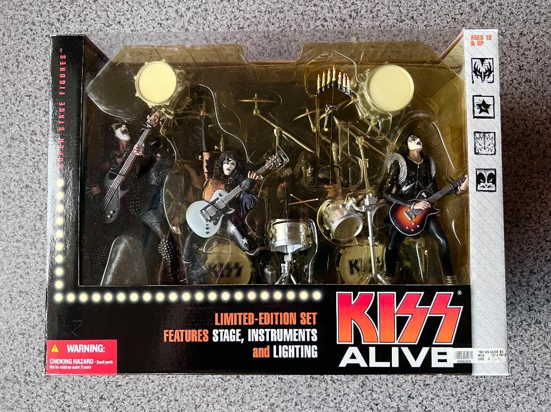 マクファーレン KISS ALIVE DX BOX / CREATURESセット