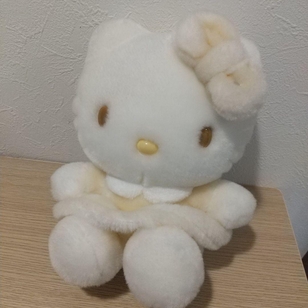 美品　ハローキティ　ぬいぐるみ　ホワイト