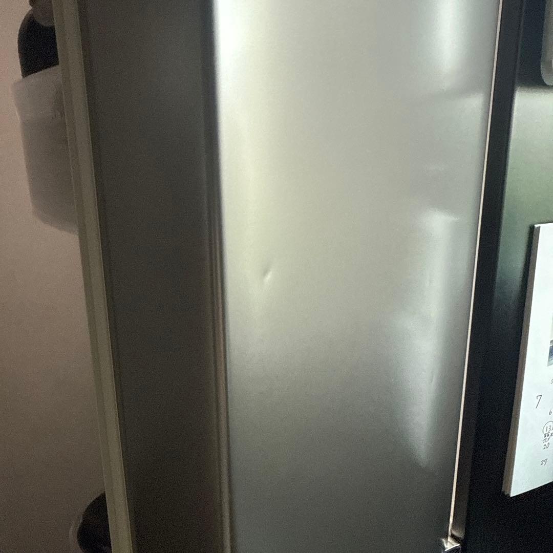 HITACHI 冷蔵庫 R-KWC57R シルバー