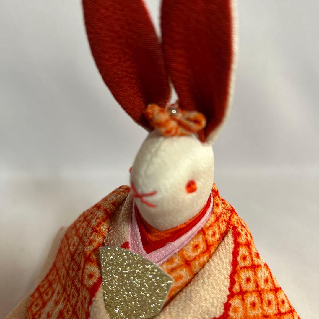 うさぎの雛人形と来年の干支の午、馬