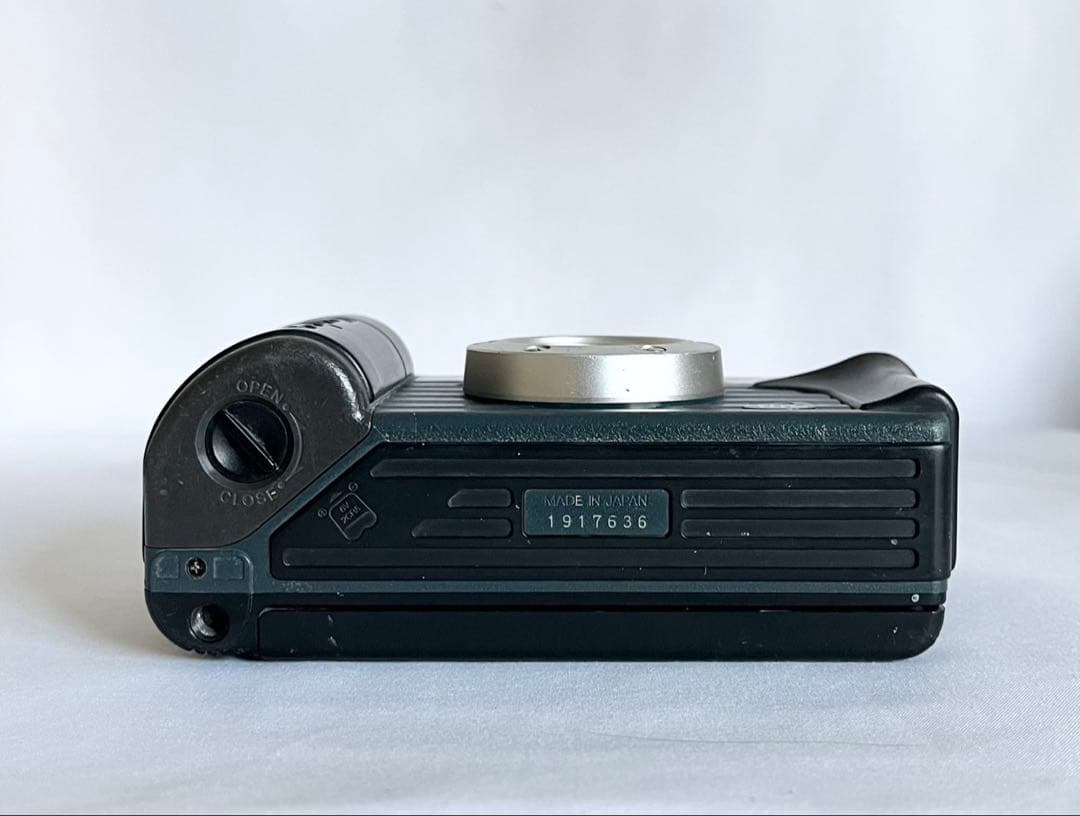 【完動品】Konica 現場監督 LENS 28 WB フィルムカメラ