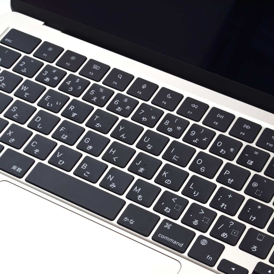 H.MP 【美品】充電5回 MacBook Air A2681