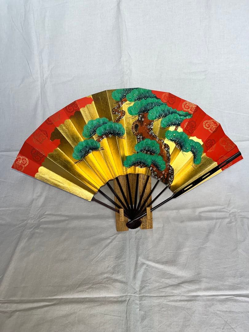 金地に松竹の柄手描き仕舞扇♢特注品