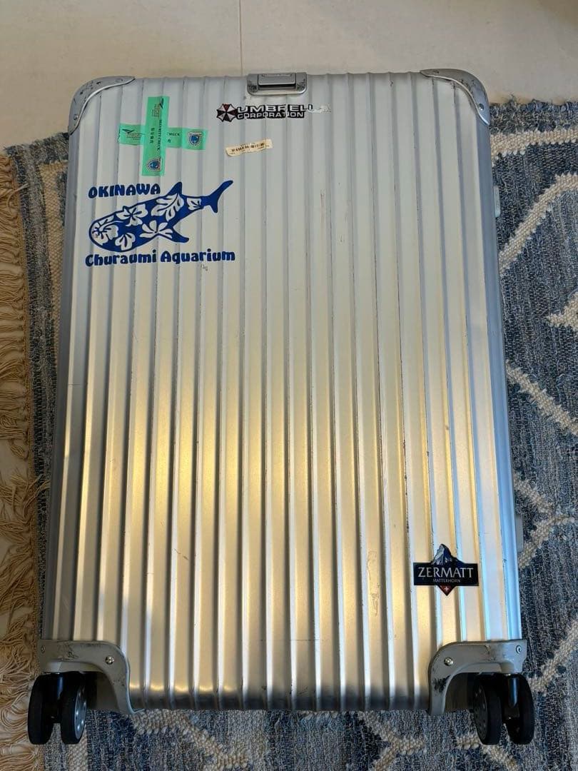 RIMOWA リモワ アルミ 大型 スーツケース シルバー（キャスター1つ欠損）