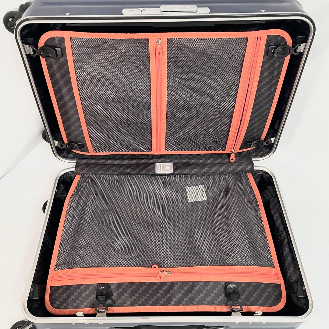 レジェンドウォーカー　BLADE ブレイド Mサイズ ハードキャリーバッグ