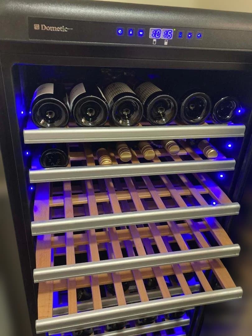 サ*コ様 ドメッティックワインセラーMaCave D100BK (右開き 94本