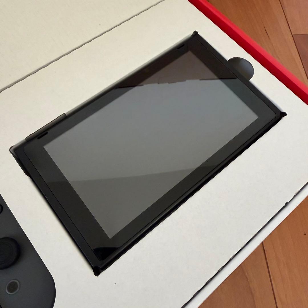 Nintendo Switch 初期型 赤箱