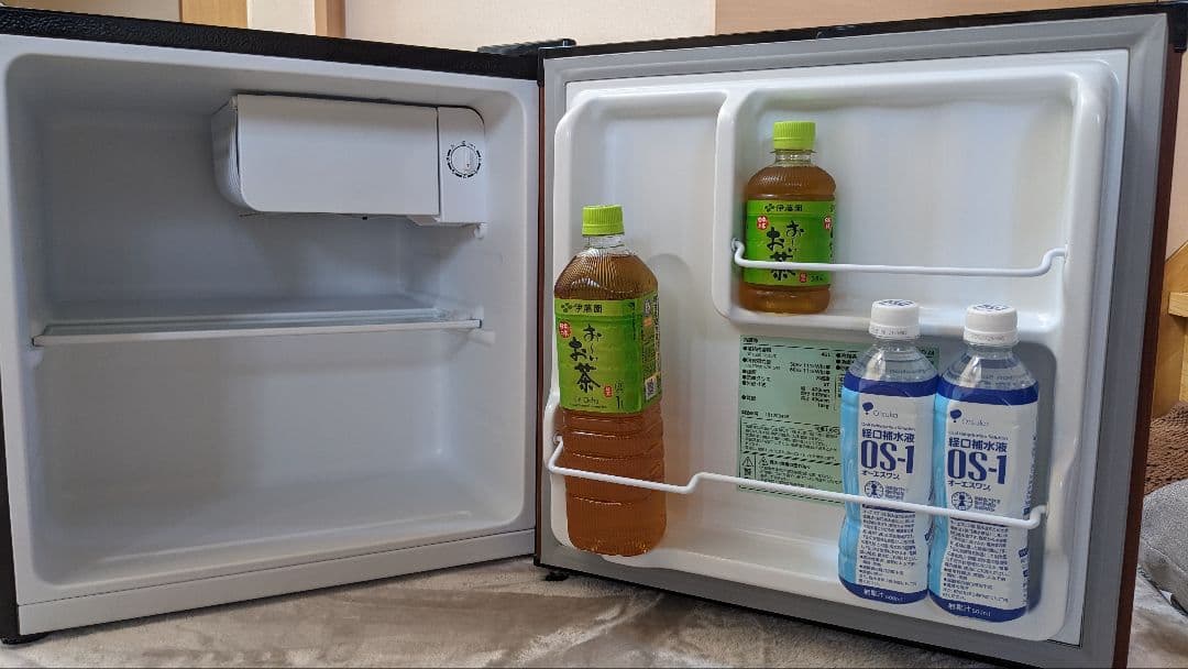 小型冷蔵庫　46L PRC-B051D-M