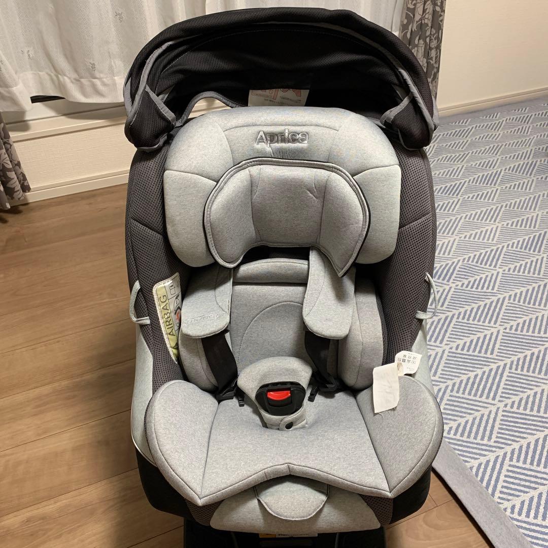 Aprica ISOFIX チャイルドシート グレー
