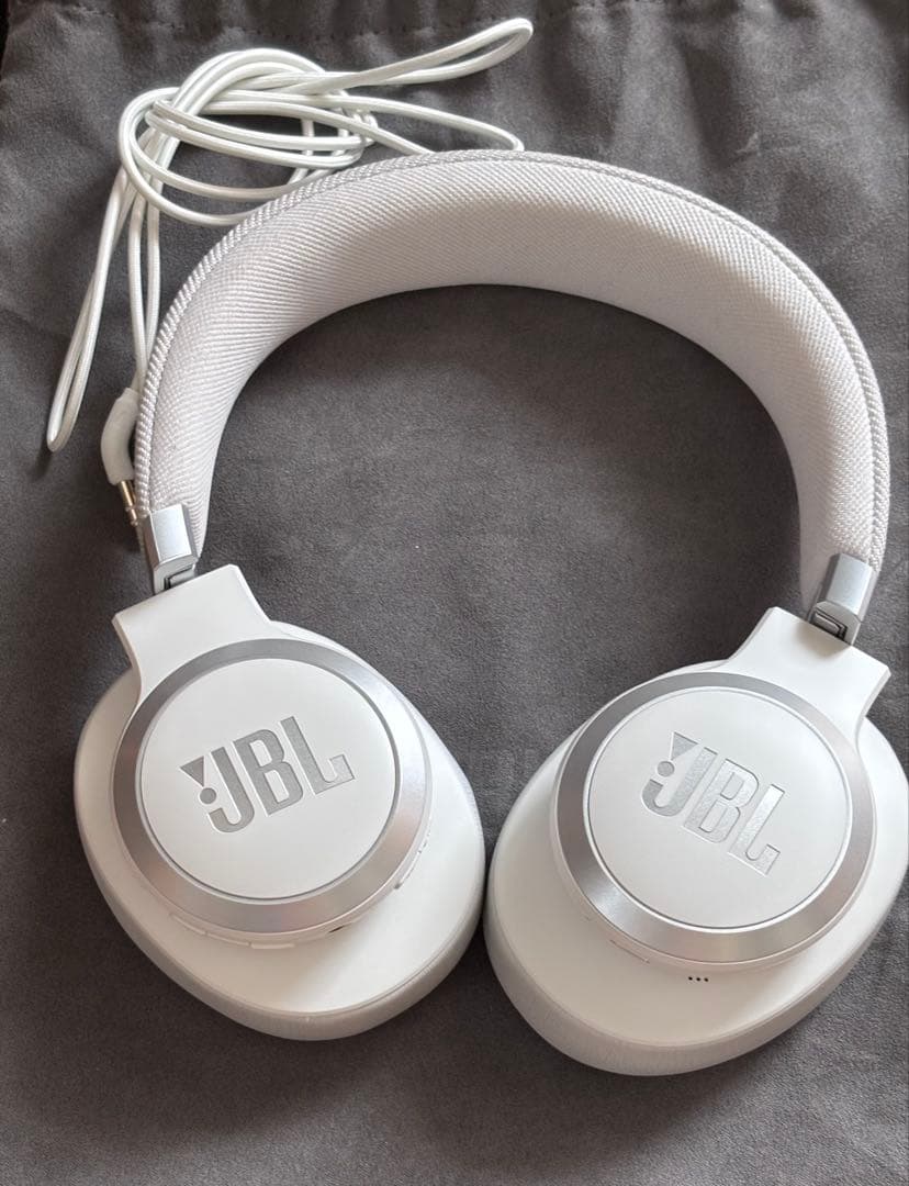 JBL LIVE770 NC ホワイト