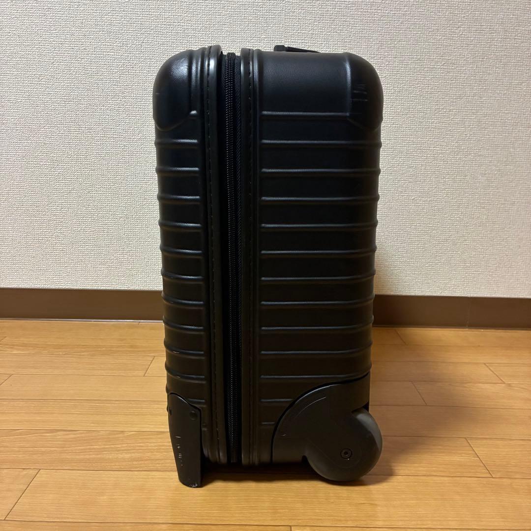 【美品】RIMOWAリモワ サルサ機内持込み23Lマットブラック2輪TSAロック