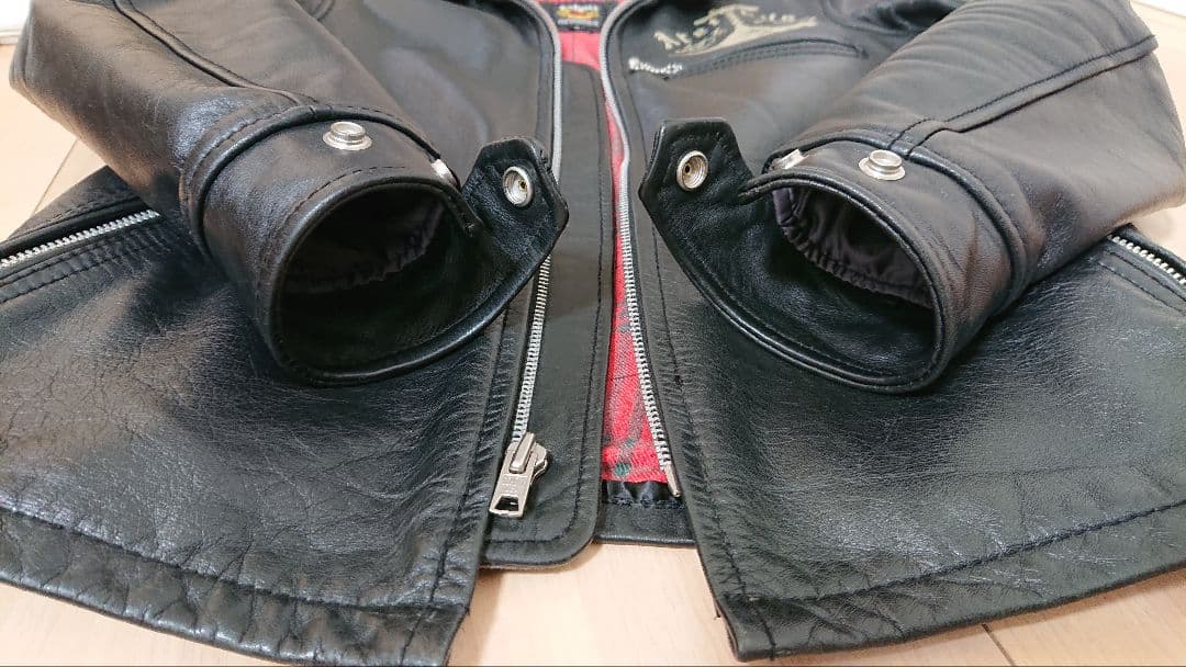 Schott 純正ペイント 襟付きシングル クラシックトラッカー 黒 S