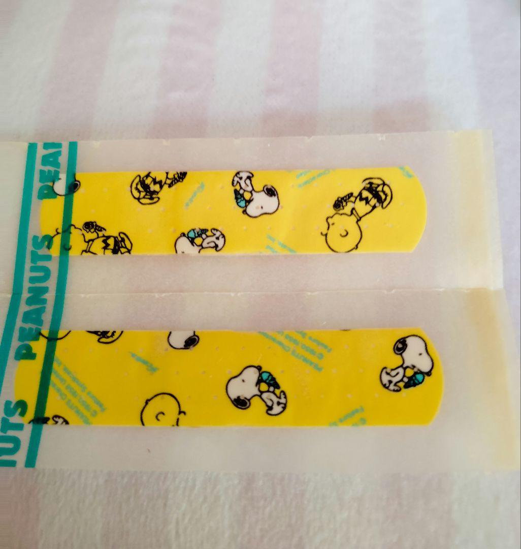 昭和レトロ♡SNOOPY 絆創膏 クリアケース入り【激レア】