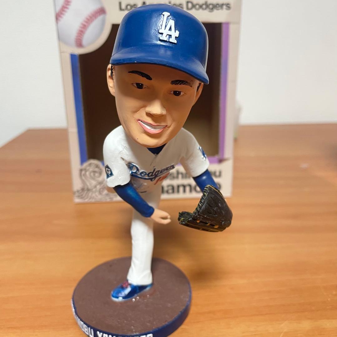 山本由伸　バブルヘッド　ボブルヘッド　ドジャース限定配布品　ギブアウェイ
