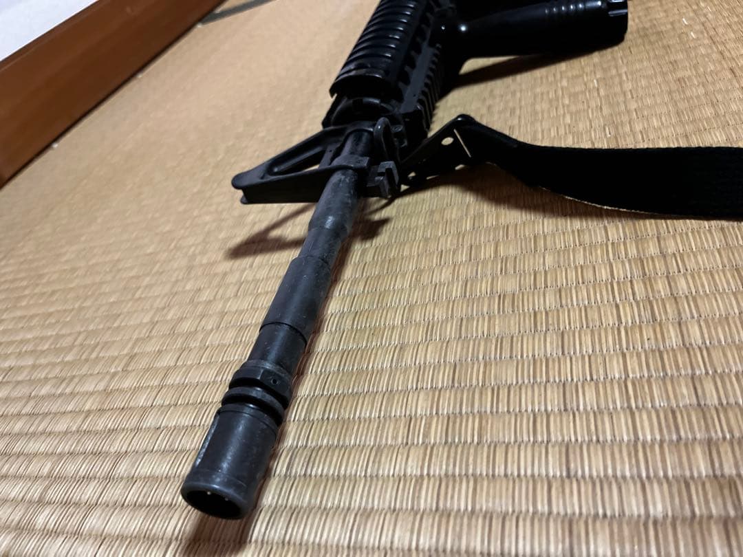 東京マルイナイツ　M4A1  カービン