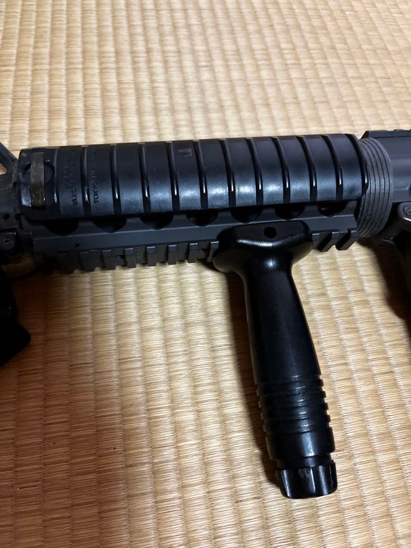 東京マルイナイツ　M4A1  カービン