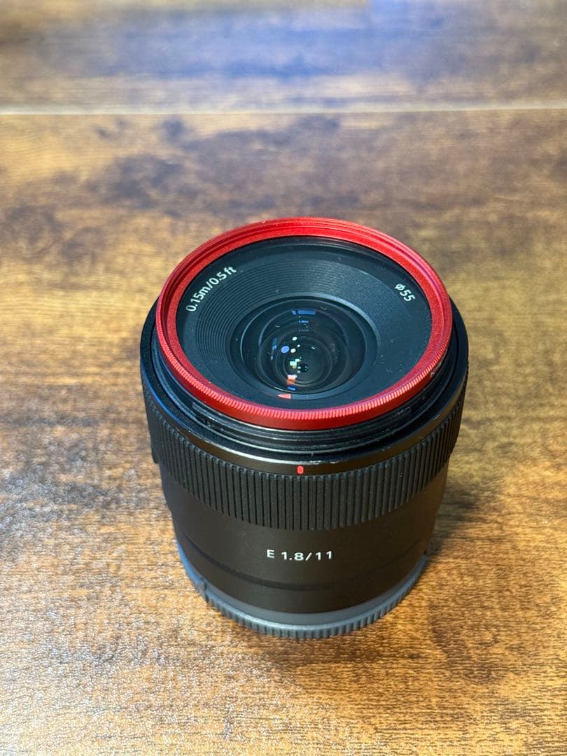 ソニー SONY 11mm F1.8 広角レンズ フィルター・ケース付属 美品