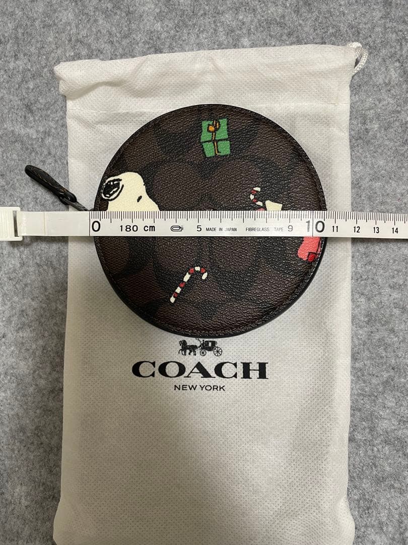 COACH×スヌーピー コラボ ラウンドケース