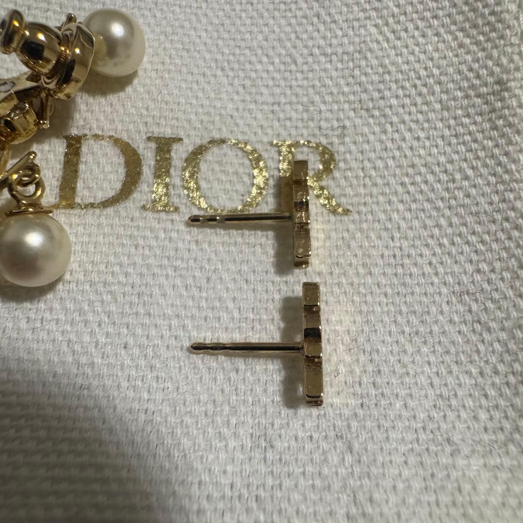 あ*か様 Dior Dio(r)evolution ピアス