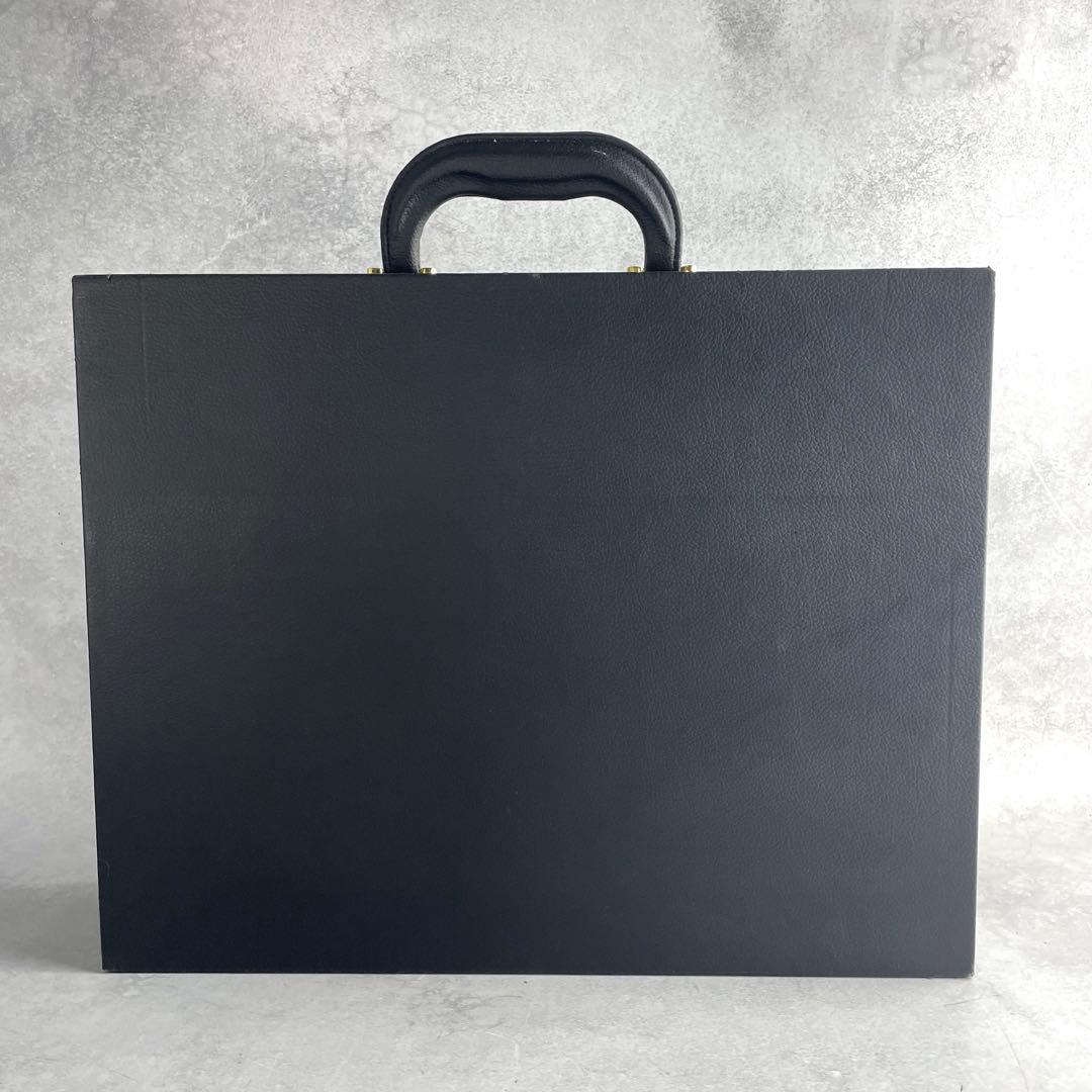 入手困難✨ ヴェルサーチ VERSACE 時計ケース ビジネスバッグ メデューサ